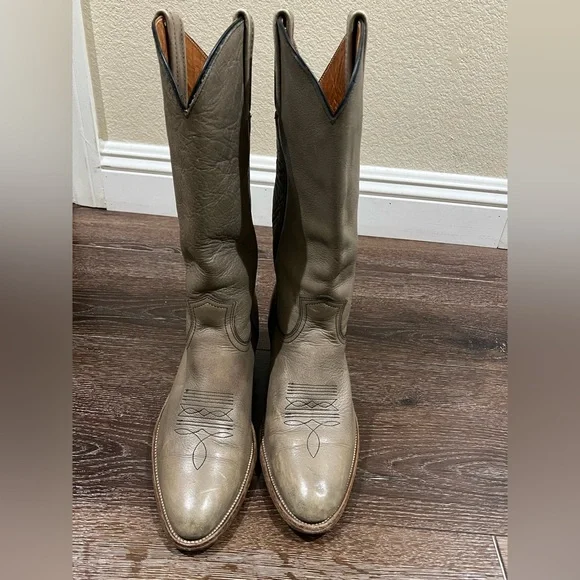 Frye | Shoes | Frye Western Cowboy Boots Gray Taupe Color 95  display picture 2
